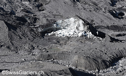 Unterer Gletschersee von der östlichen Seitenmoräne aus am 27.9.2019.