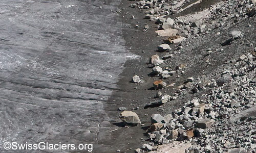 Rhonegletscher: Felsblöcke am Gletscherrand am 29. Juli 2024.