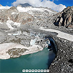 Tiefengletscher: Toteiskegel von Süden (Luftaufnahme)