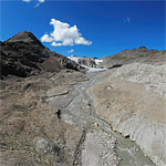 Griesgletscher: Gletschervorfeld und Gletscherbach