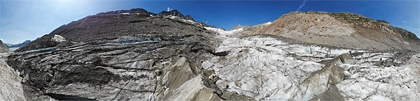 Oberaargletscher: Im untersten Einsturztrichter am 17.7.2023 (Drohnenpanorama)