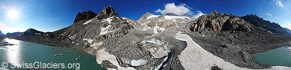 Tiefengletscher: Blick in den Einsturztrichter am 31.7.2020 (Luftaufnahme)