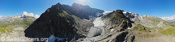 Gletschertor und Zunge des Steigletschers. Links der Steisee. (Luftaufnahme)