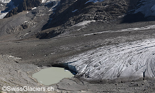 Randglazialer See am Breithorngletscher (Lauterbrunnental)